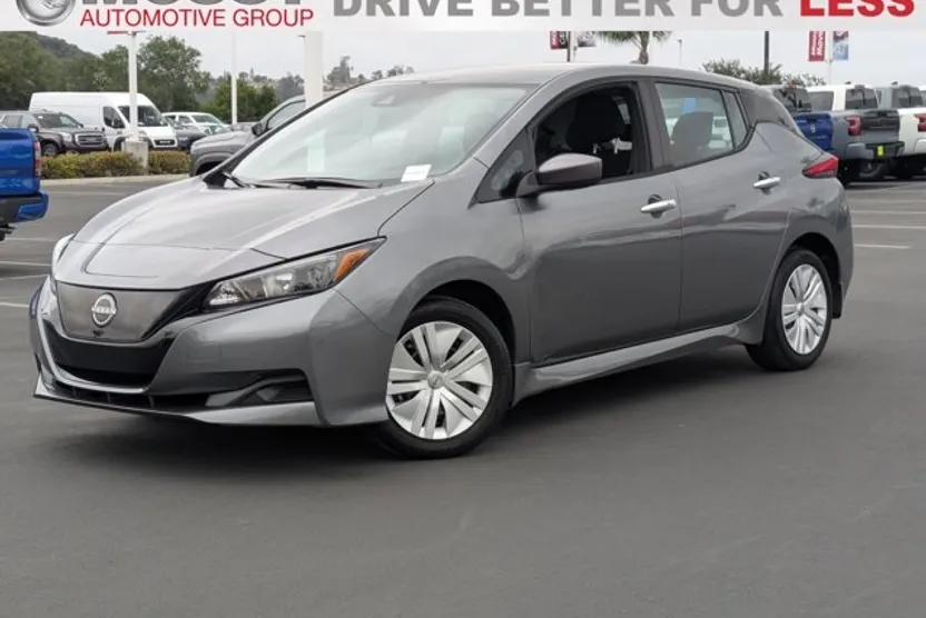 2025 Nissan Leaf SV Plus photo 1