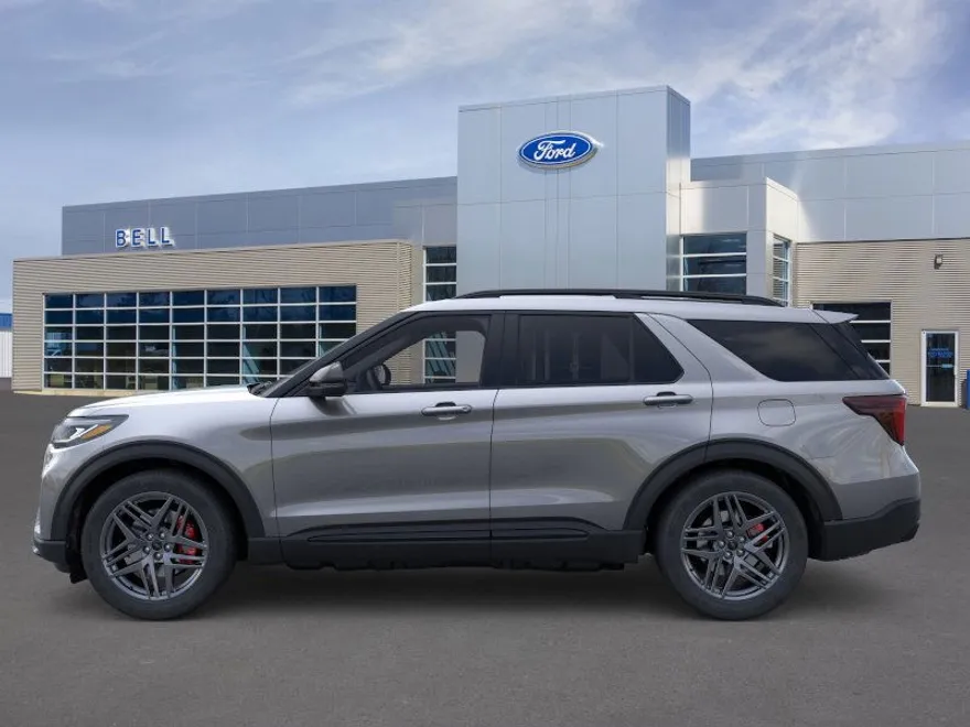 2025 Ford Explorer ST photo 1