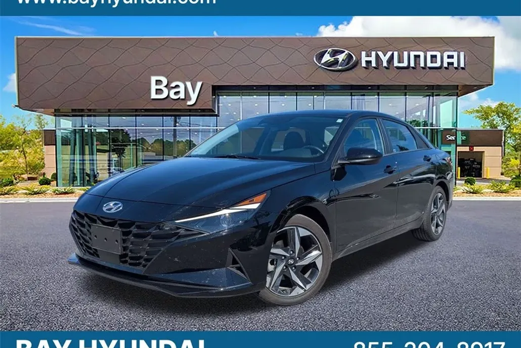 2023 Hyundai Elantra SEL Convenience photo 1