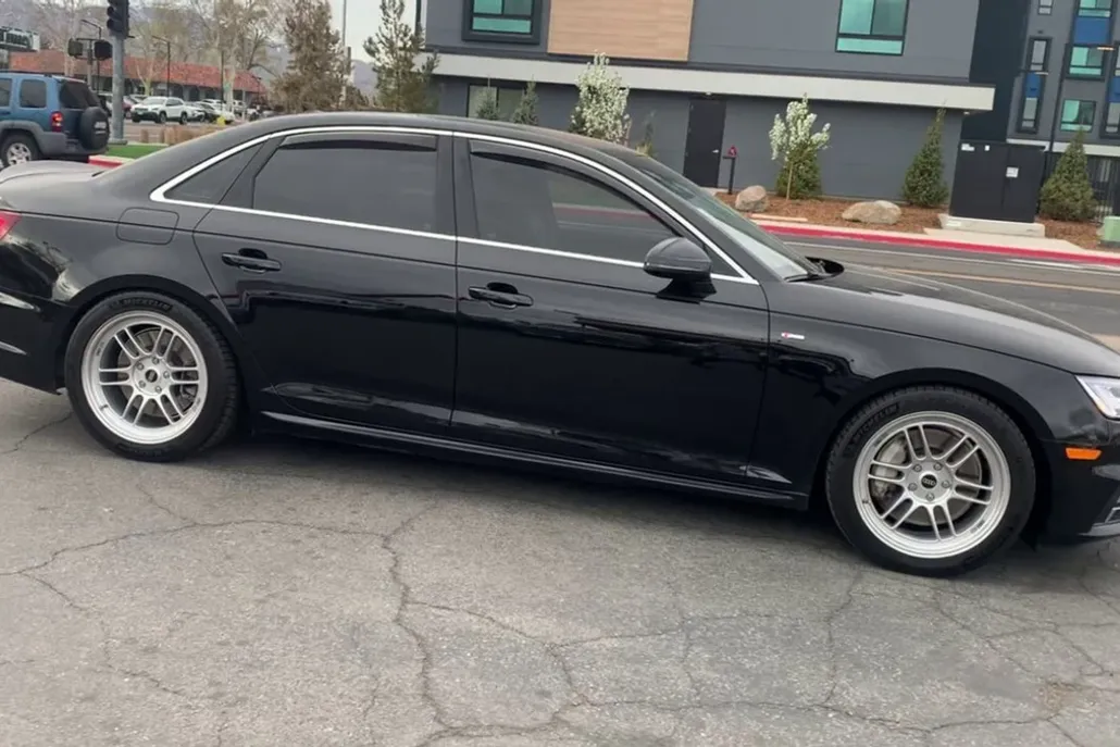 2018 Audi A4 Premium Plus photo 1
