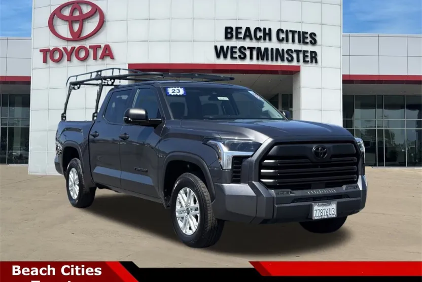 2023 Toyota Tundra SR5 photo 1