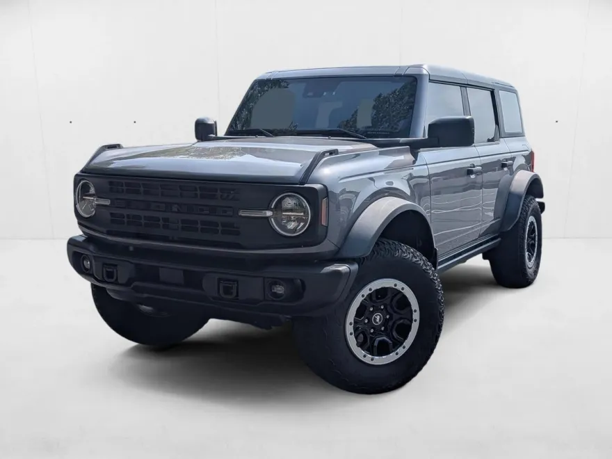 2022 Ford Bronco Black Diamond photo 1