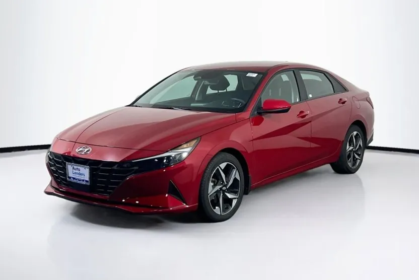 2023 Hyundai Elantra SEL photo 1