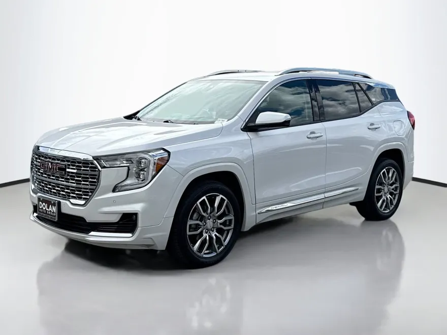 2022 Gmc Terrain Denali photo 1