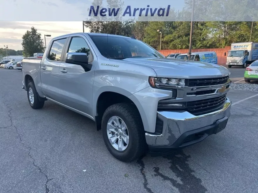 2020 Chevrolet Silverado 1500 LT photo 1
