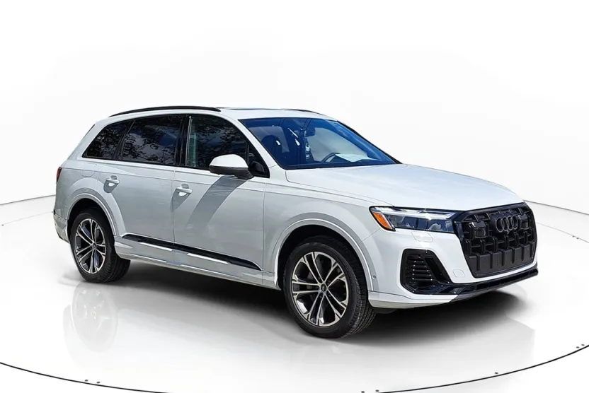 2026 Audi Q7 55 Premium photo 1
