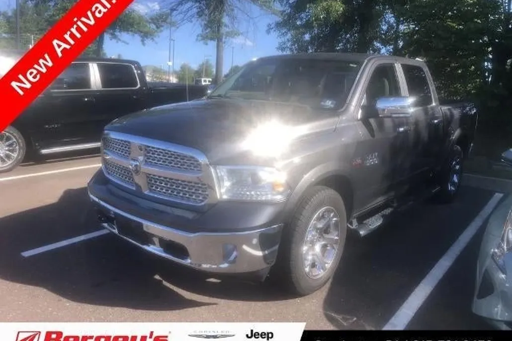 2017 Ram 1500 Laramie photo 1
