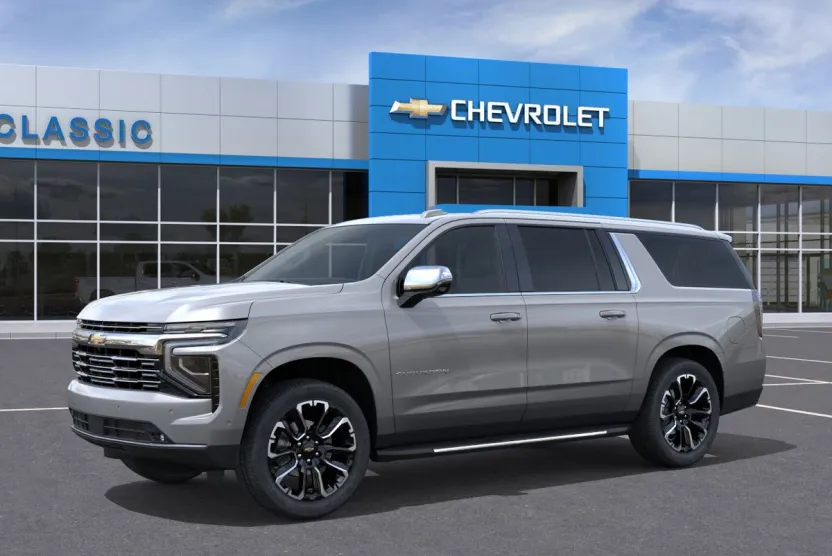 2025 Chevrolet Suburban Premier photo 1