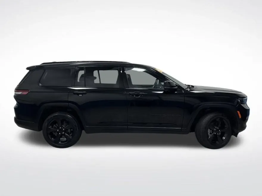 2024 Jeep Grand Cherokee Limited photo 1