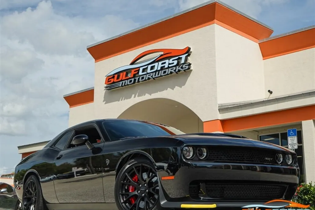 2016 Dodge Challenger SRT8 Hellcat photo 1