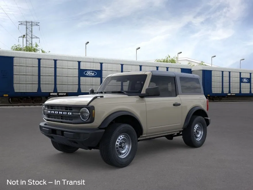 2025 Ford Bronco Base photo 1