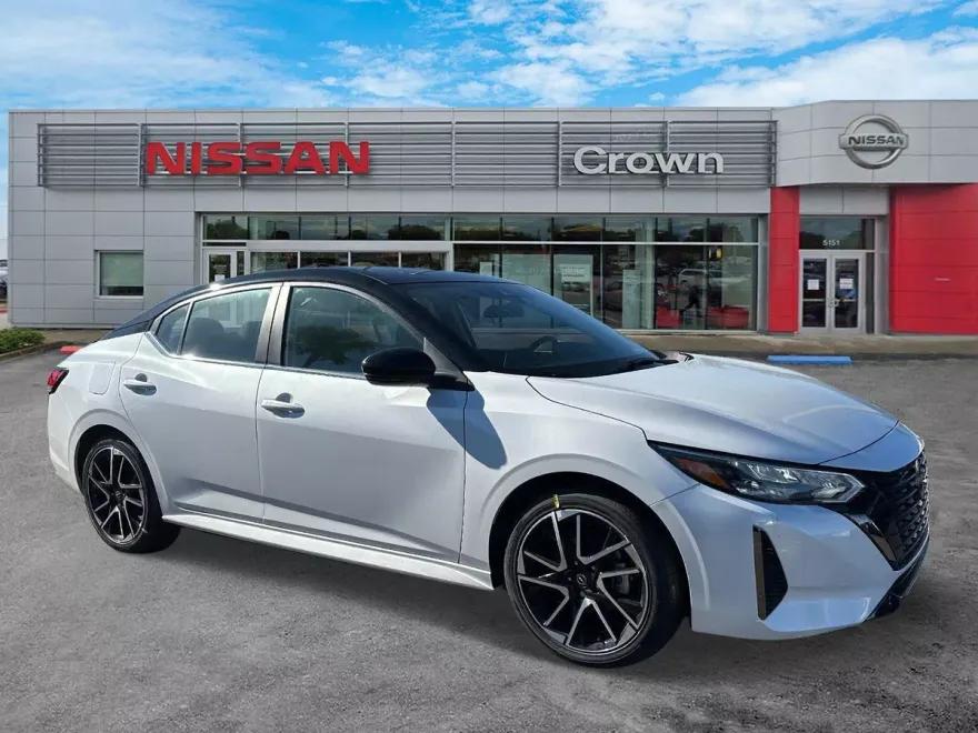 2025 Nissan Sentra SR photo 1