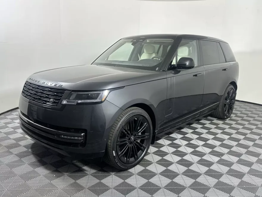 2025 Land Rover Range Rover SE photo 1