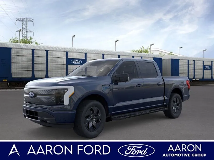 2025 Ford F-150 Lightning photo 1