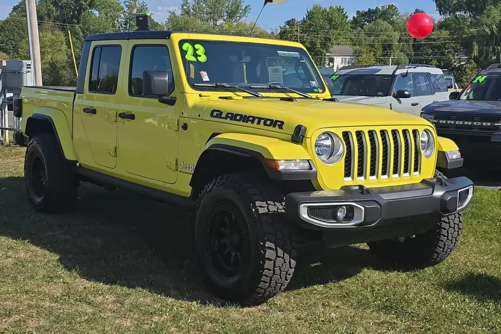2023 Jeep Gladiator Overland photo 1