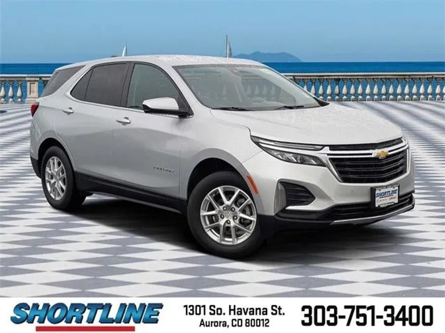 2022 Chevrolet Equinox LT photo 1