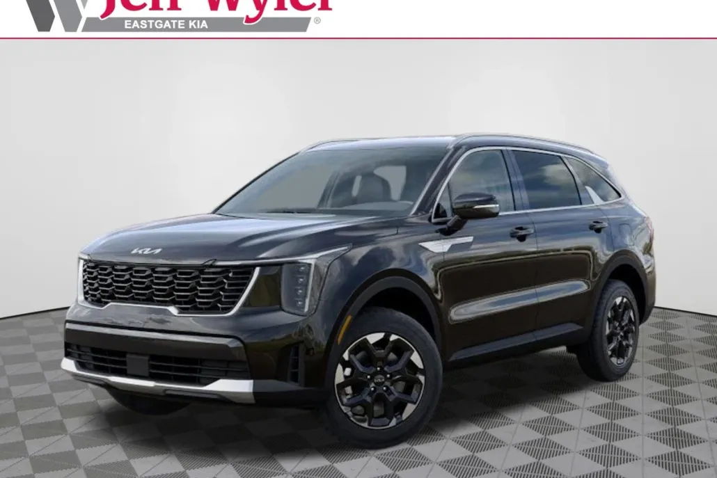 2025 Kia Sorento S photo 1
