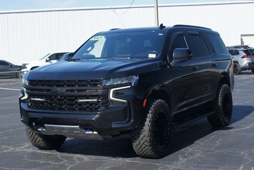 2021 Chevrolet Tahoe Z71 photo 1