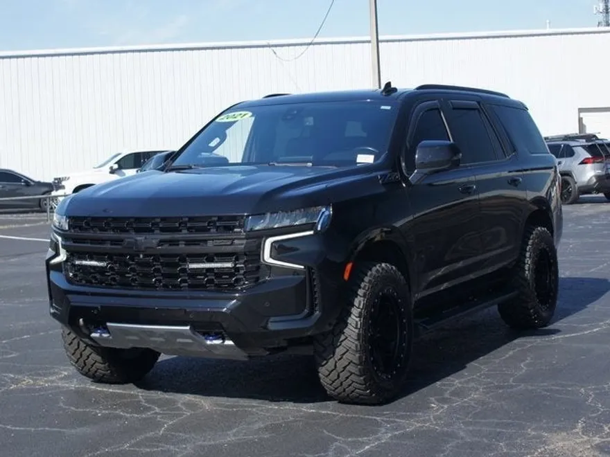 2021 Chevrolet Tahoe Z71 photo 1