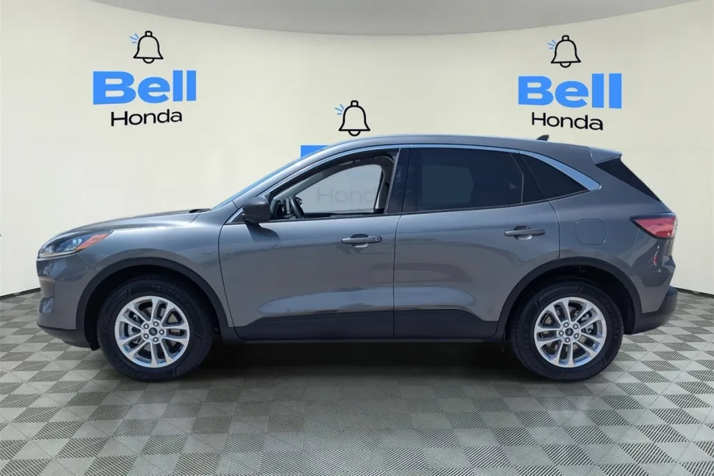 2022 Ford Escape Hybrid SE photo 1