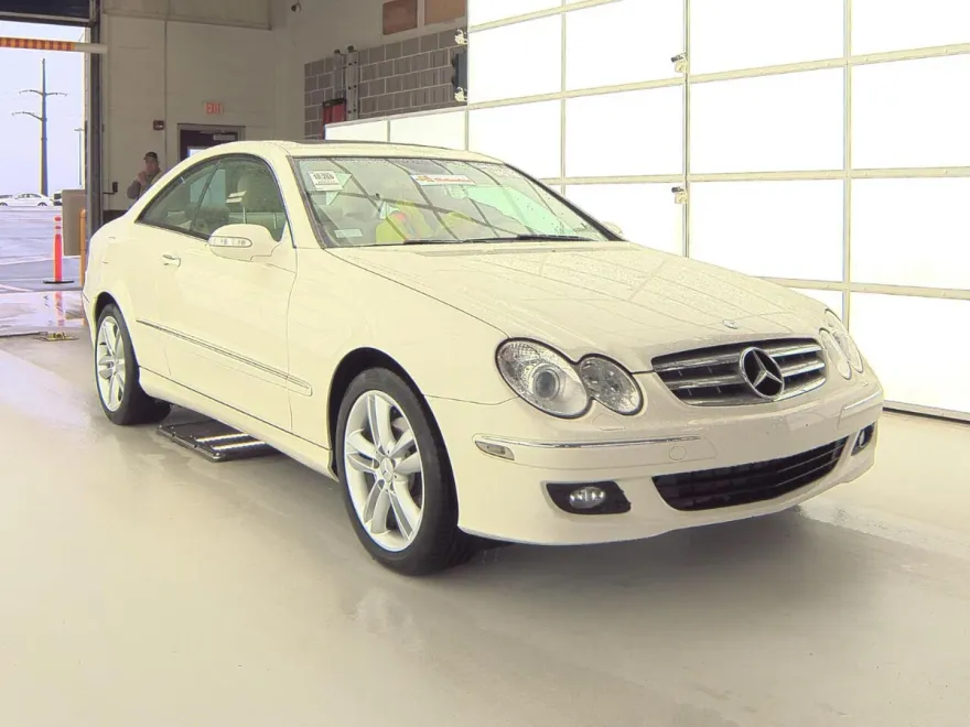 2007 Mercedes Benz CLK 350 photo 1