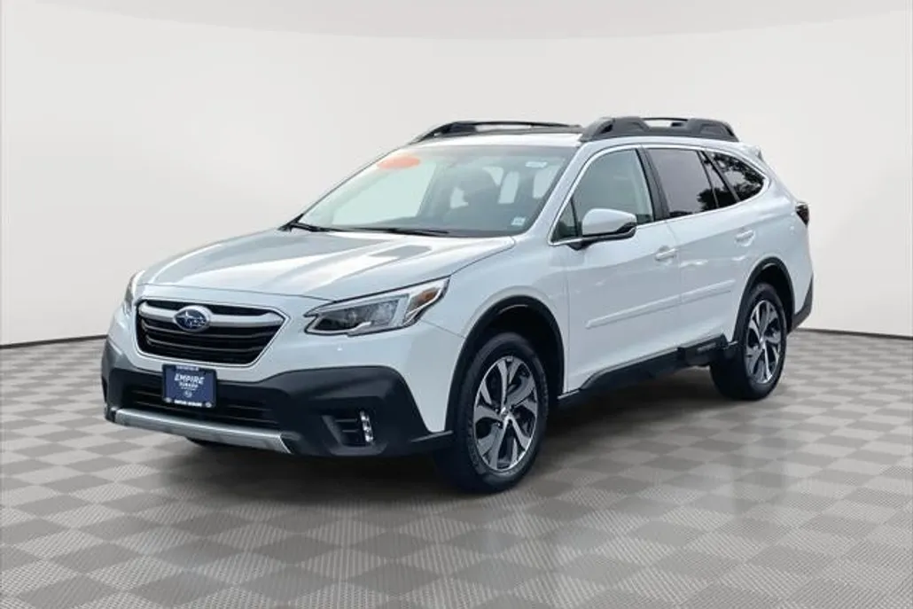 2022 Subaru Outback Limited photo 1