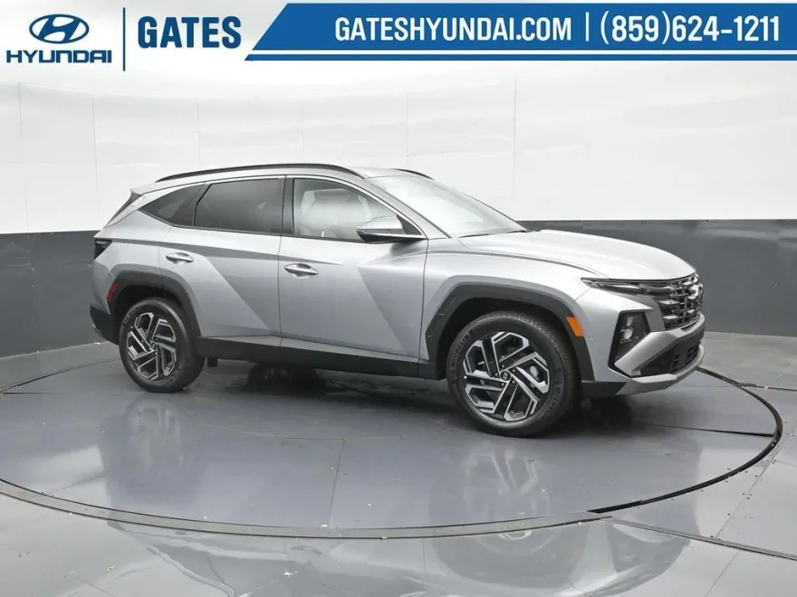2025 Hyundai Tucson Hybrid Limited photo 1