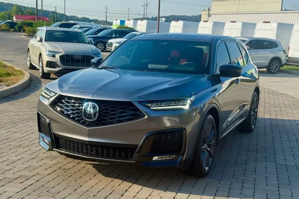 2025 Acura MDX A-Spec SH-AWD photo 1