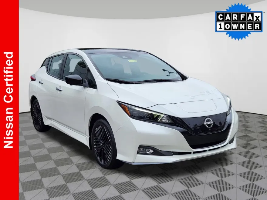 2024 Nissan Leaf SV Plus photo 1