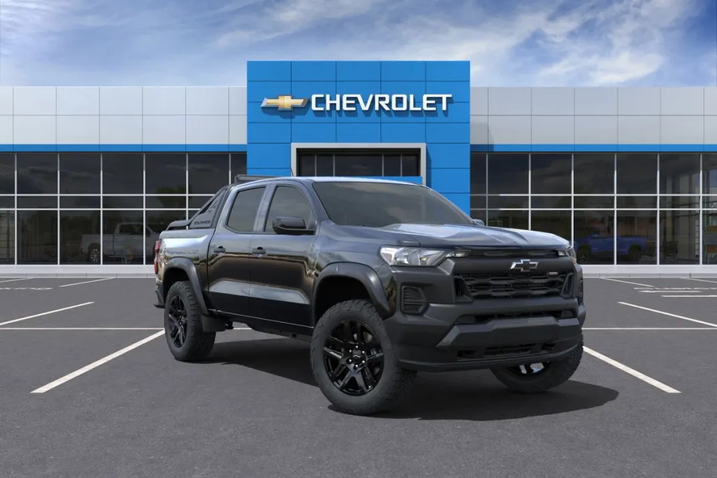 2025 Chevrolet Colorado Trail Boss photo 1