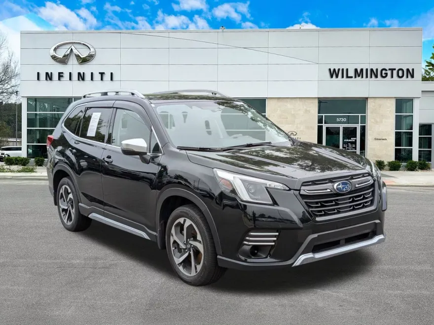 2024 Subaru Forester Touring photo 1