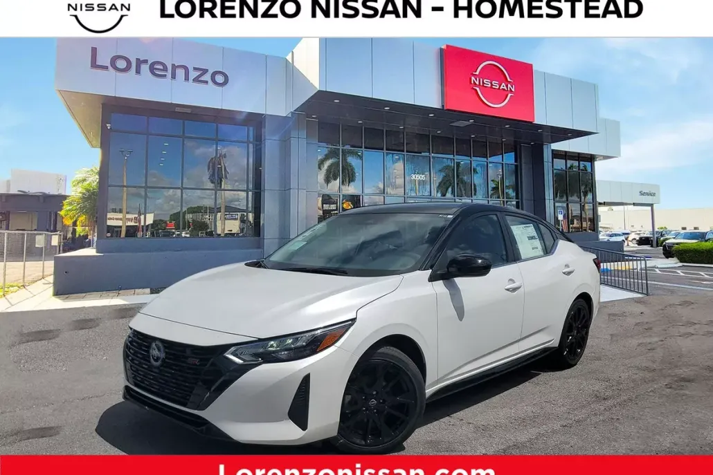 2025 Nissan Sentra SR Midnight Edition photo 1