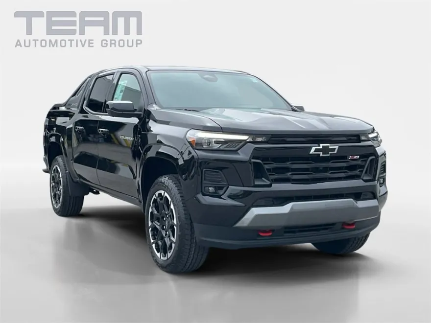2026 Chevrolet Colorado Z71 photo 1