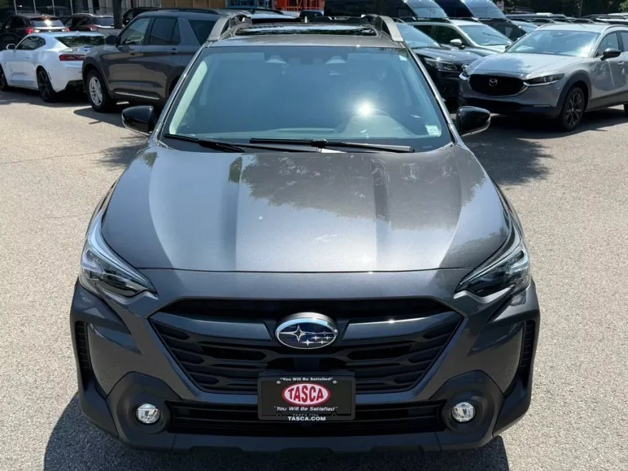2025 Subaru Outback Premium photo 1