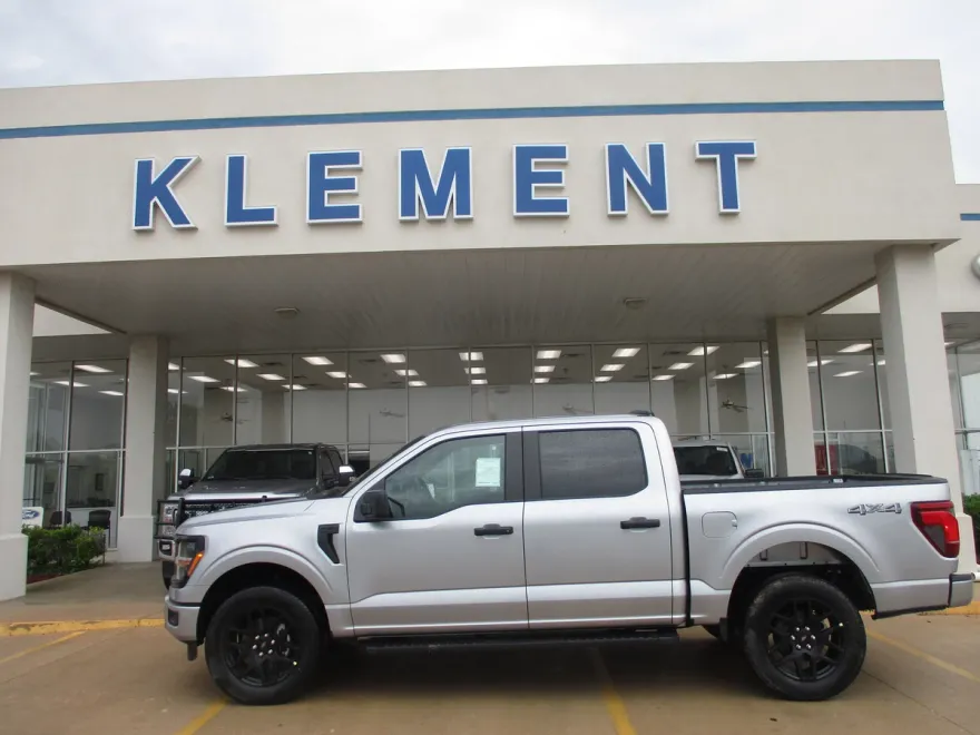 2025 Ford F-150 STX photo 1