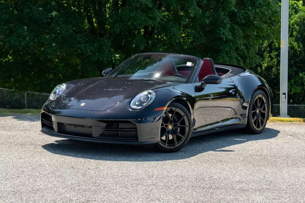 2025 Porsche 911 photo 1