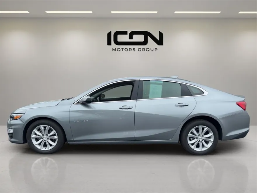 2025 Chevrolet Malibu 1LT photo 1