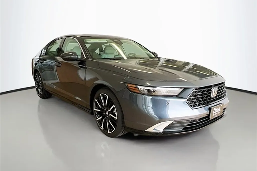 2025 Honda Accord Hybrid Touring photo 1