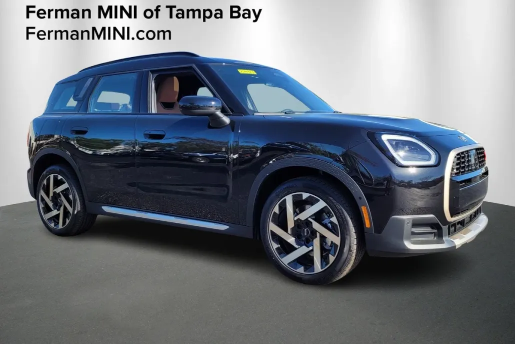 2025 Mini Countryman ALL4 S photo 1