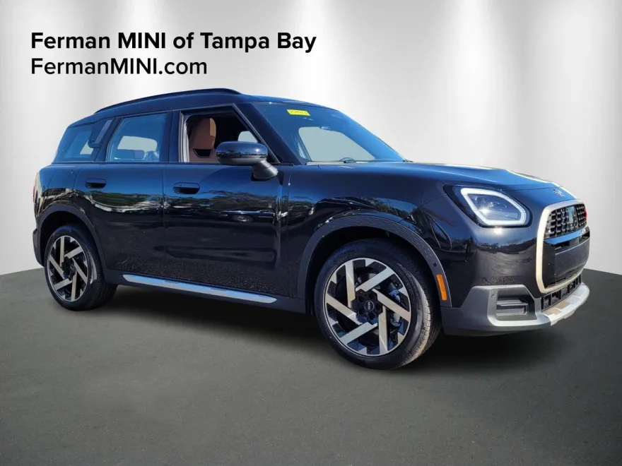 2025 Mini Countryman ALL4 S photo 1