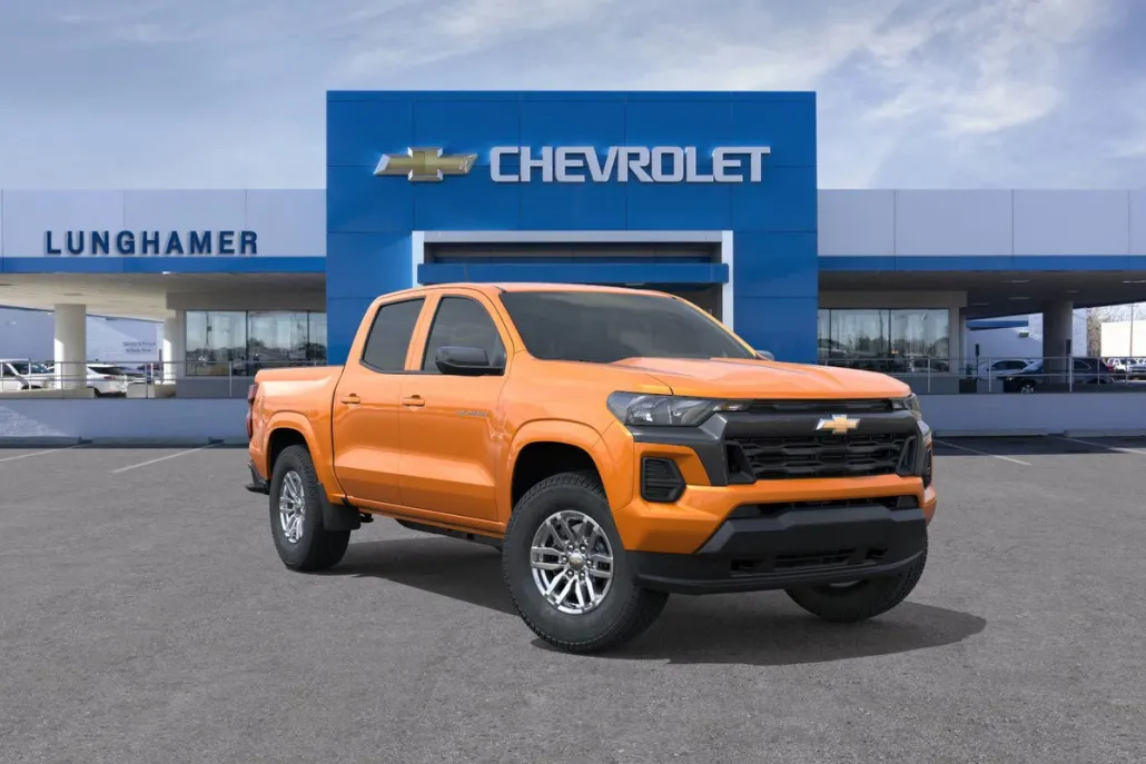 2026 Chevrolet Colorado LT photo 1