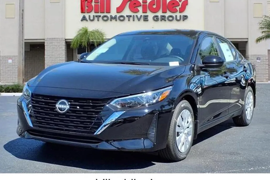 2025 Nissan Sentra S photo 1