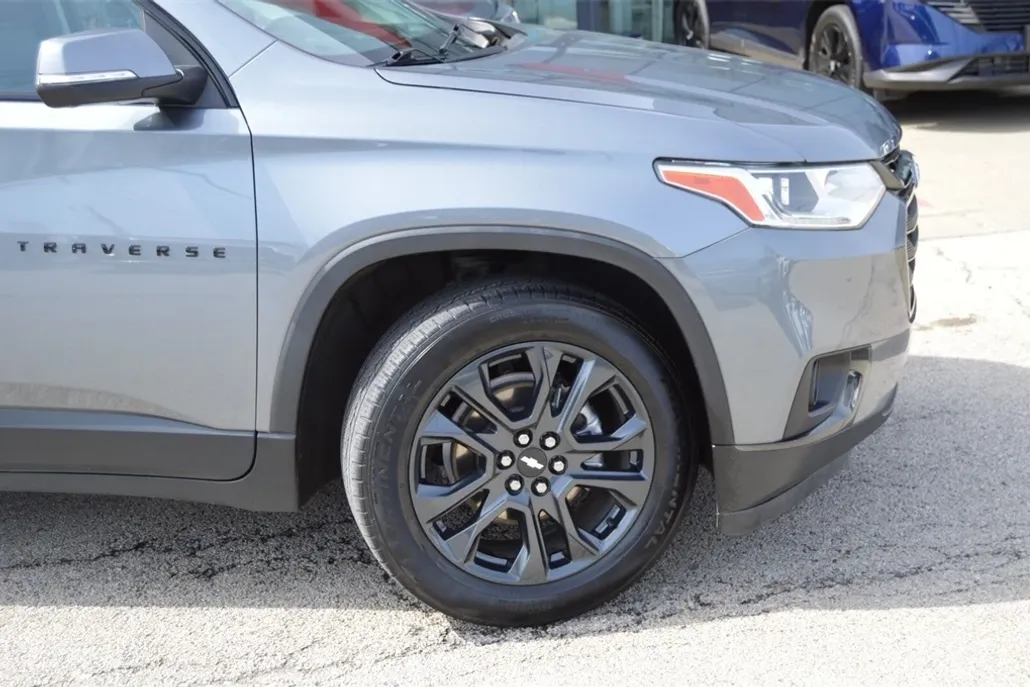 2021 Chevrolet Traverse RS photo 1