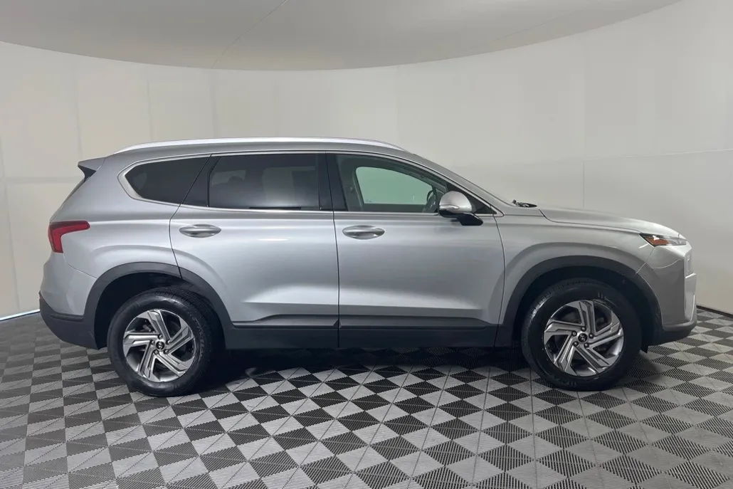 2023 Hyundai Santa Fe SEL photo 1