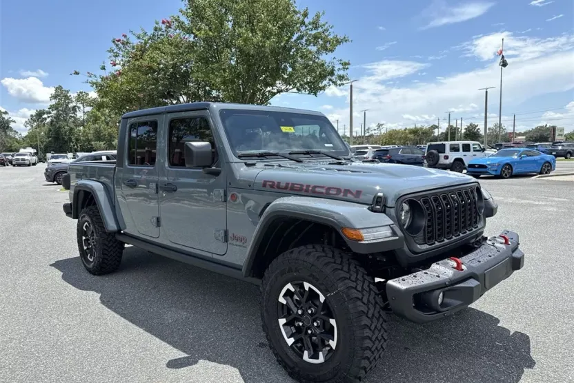 2025 Jeep Gladiator Rubicon photo 1