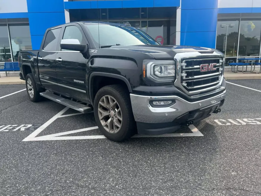 2018 Gmc Sierra 1500 SLT photo 1