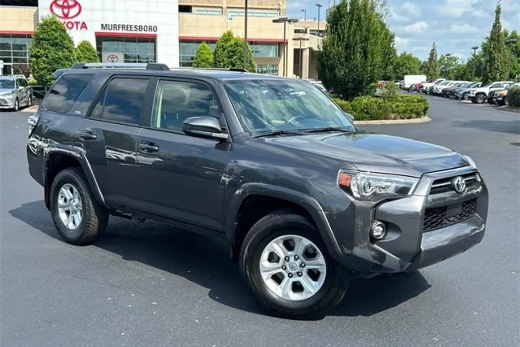 2023 Toyota 4Runner SR5 photo 1