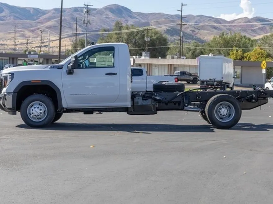 2026 Gmc Sierra 3500 HD Pro photo 1
