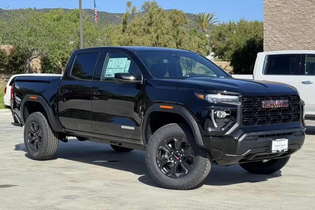 2025 Gmc Canyon Elevation photo 1