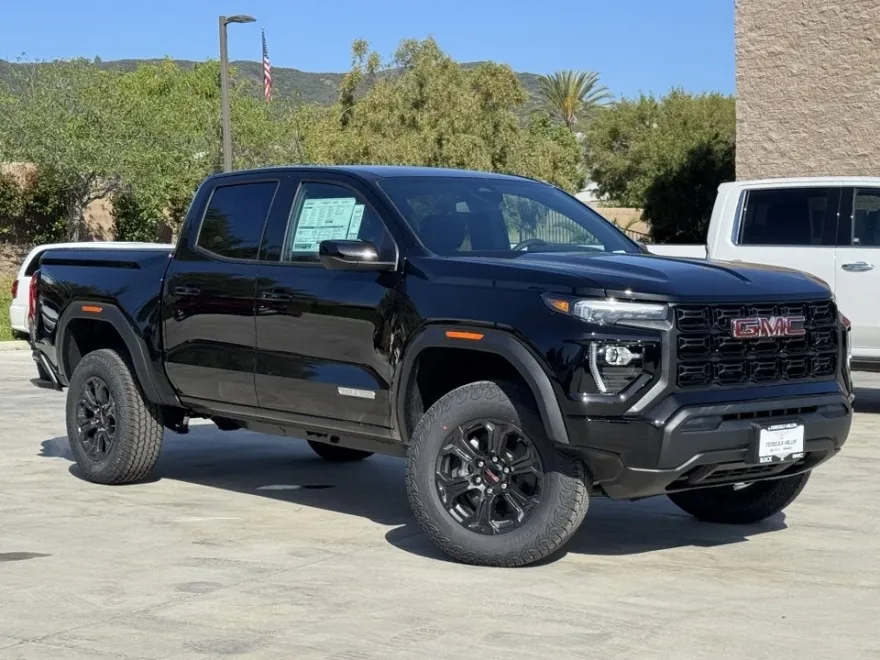2025 Gmc Canyon Elevation photo 1